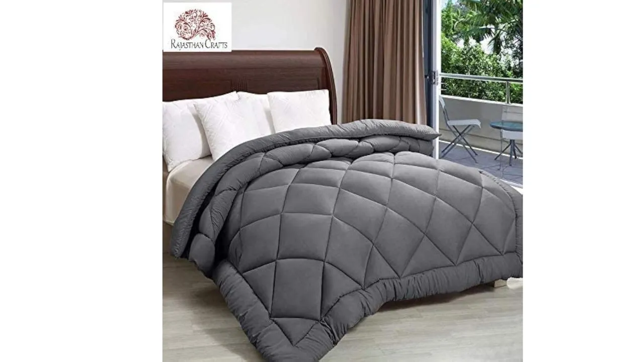 Rajasthan Crafts Soft Microfiber Quilt 