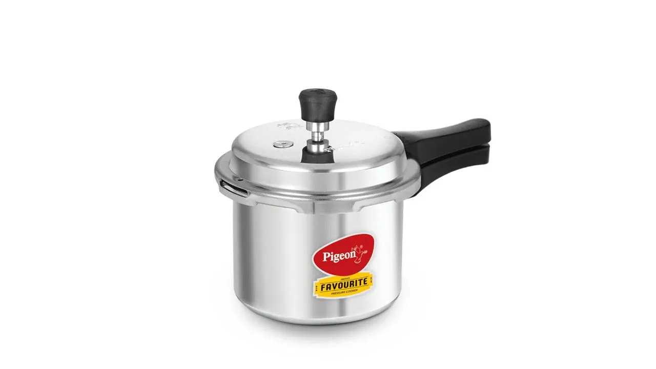 Pigeon by Stovekraft Favourite Pressure Cooker 3 L