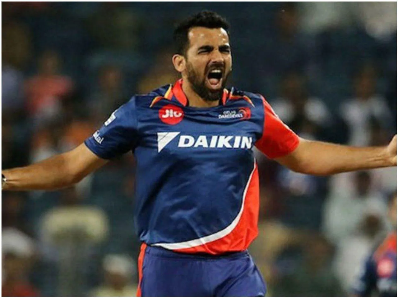 Former India pacer Zaheer Khan only player to hold this unique record in IPL  history - Find out! | Cricket News