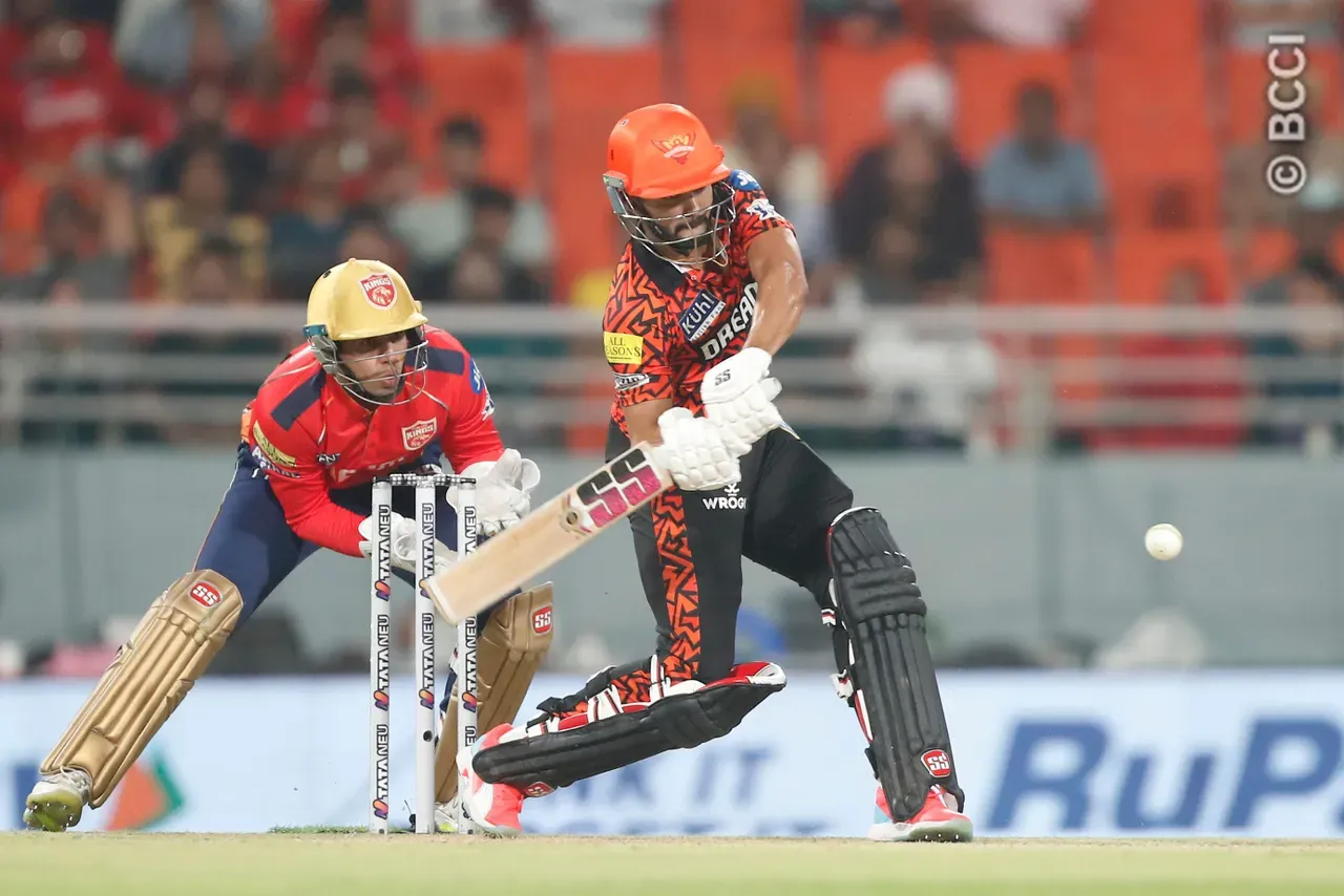 RCB vs SRH: Nitish Kumar Reddy looked solid in the last match for SRH against PBKS | sportzpoint.com