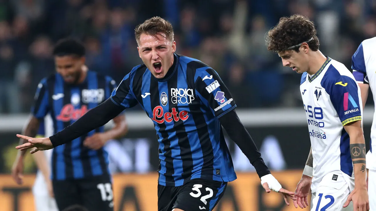 Who is leading the 2024-25 European Golden Boot race? - sportzpoint.com