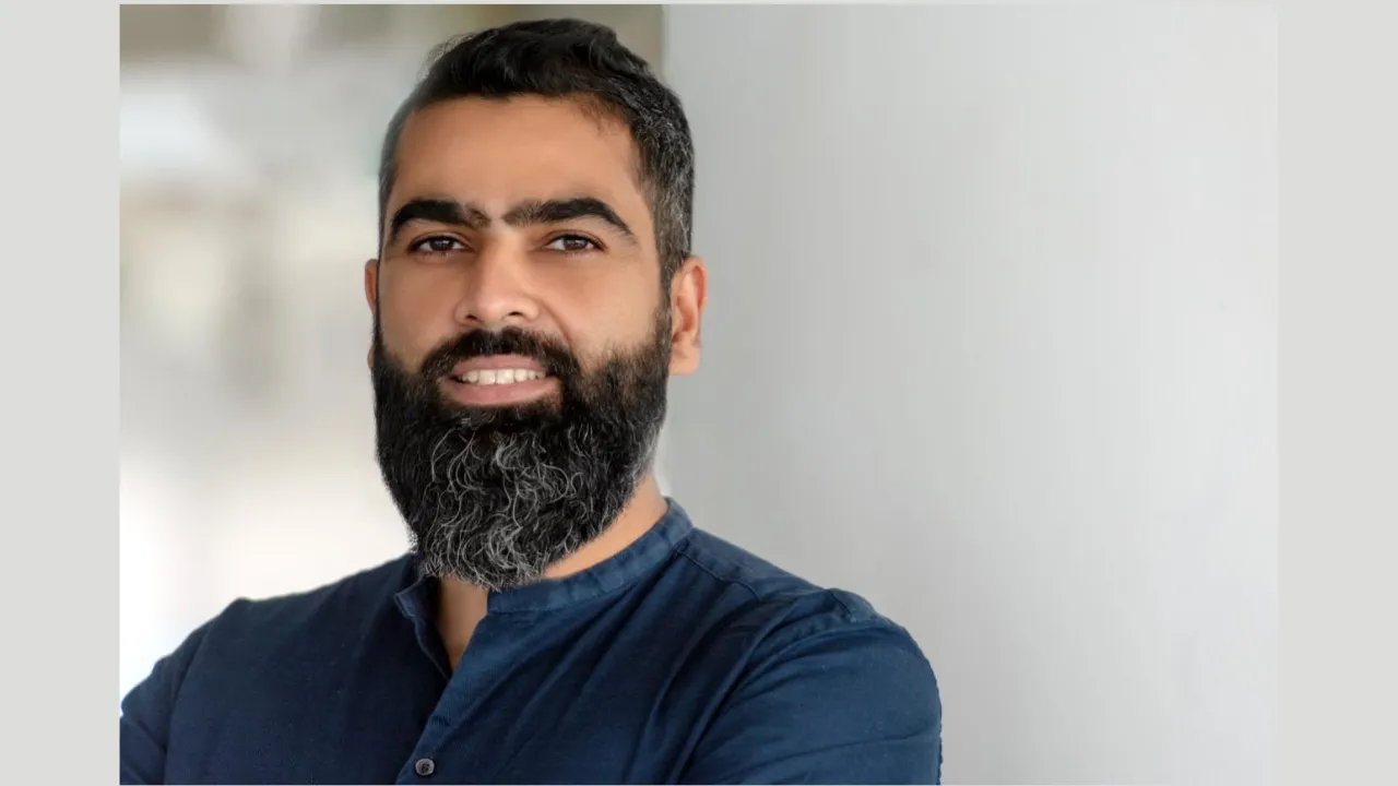 Shivam Kumar Dang, Simpl