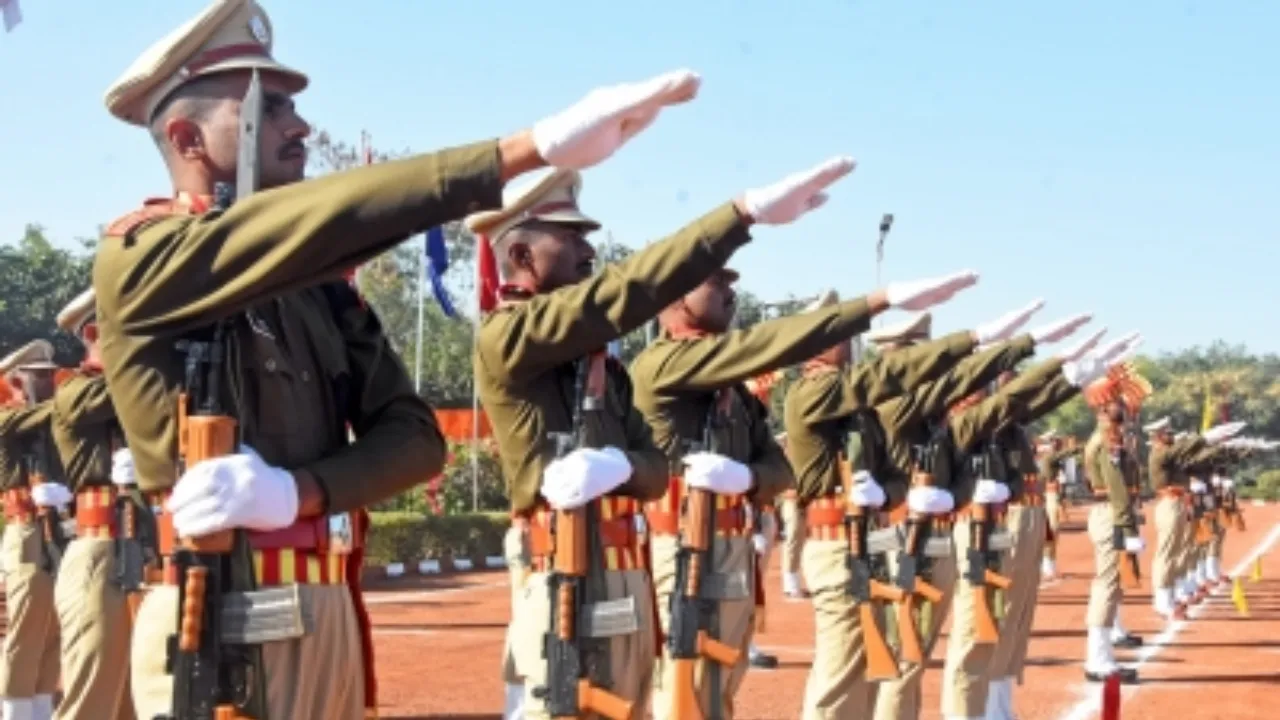  यूपीएससी असिस्टेंट कमांडेंट के लोगों की करेगी भर्ती Photograph: (आईएएनएस) 