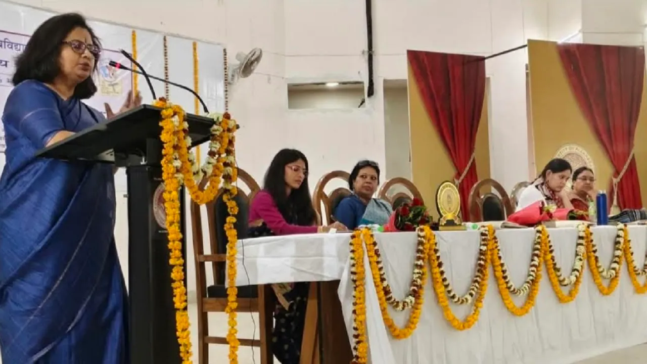  औरतों के हक में फेमिनिज्म का दो दिवसीय जलसा पूरब के आक्सफोर्ड प्रयागराज में