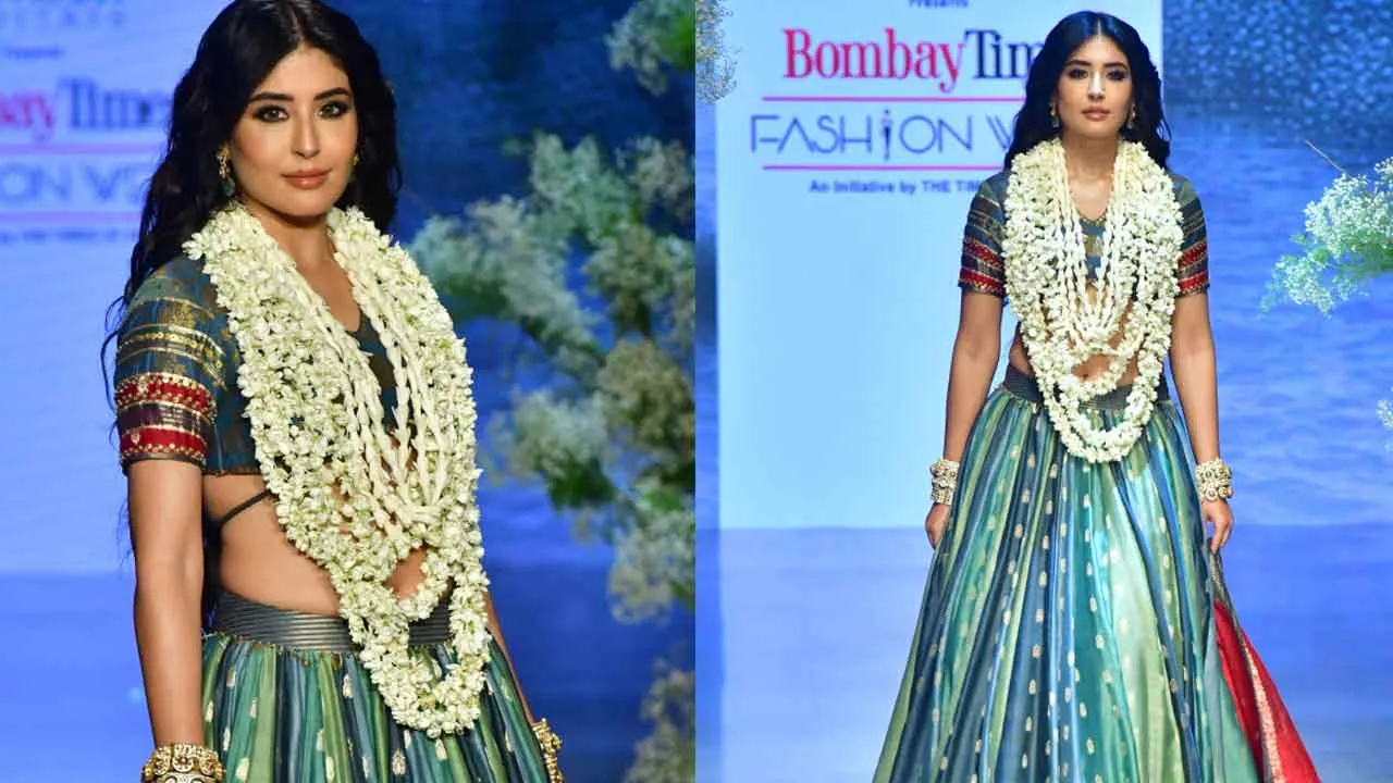  Kritika Kamra – Ethereal in Tradition