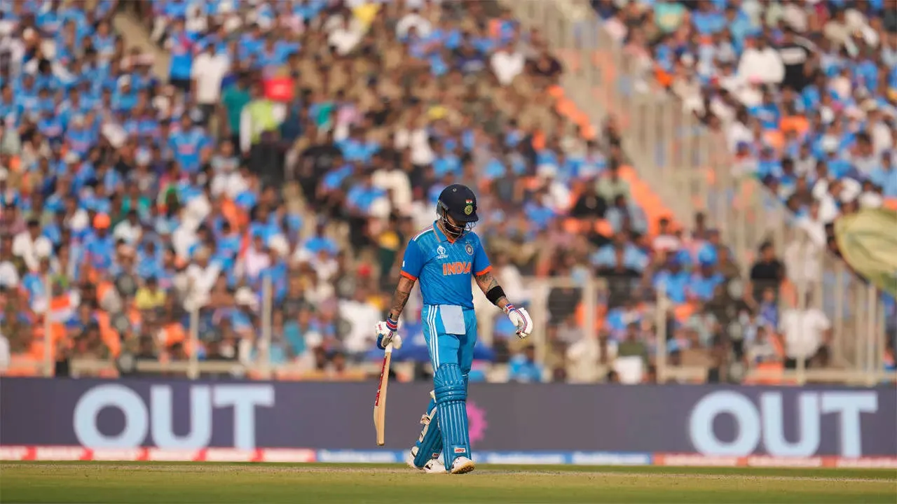 Virat Kohli girl heart attck (1)