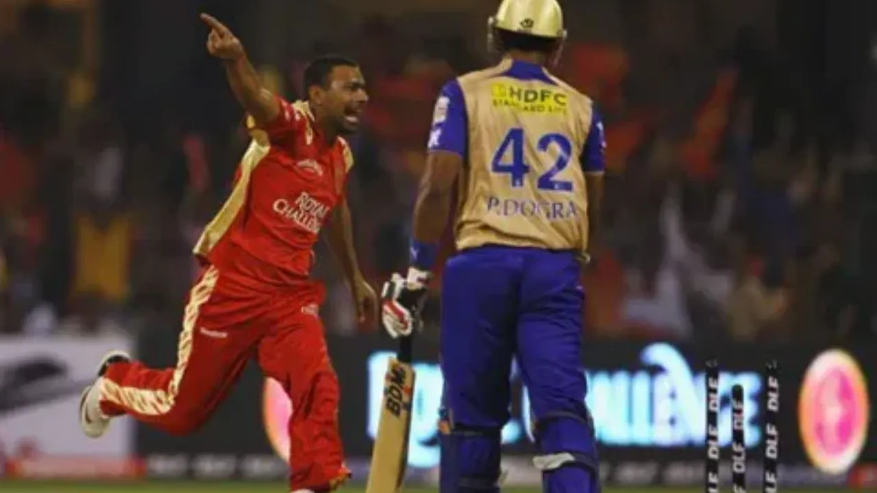 Top 5 bowlers who took hat-trick in IPL (4)
