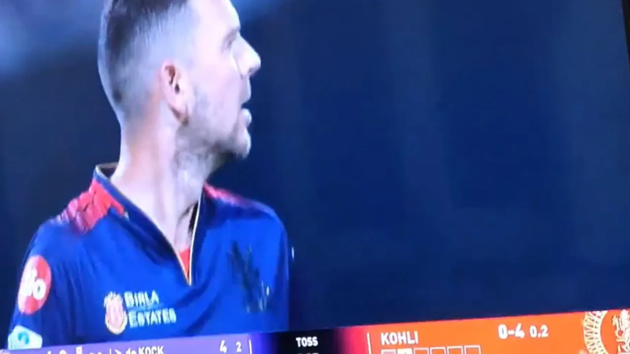 Virat Kohli Name Showing