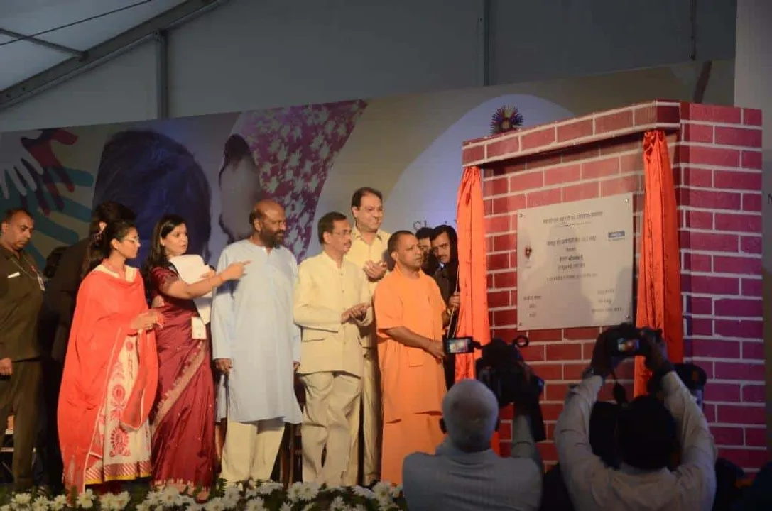 UP CM Yogi Adityanath Unveils CSR Initiative by HCL– Samuday