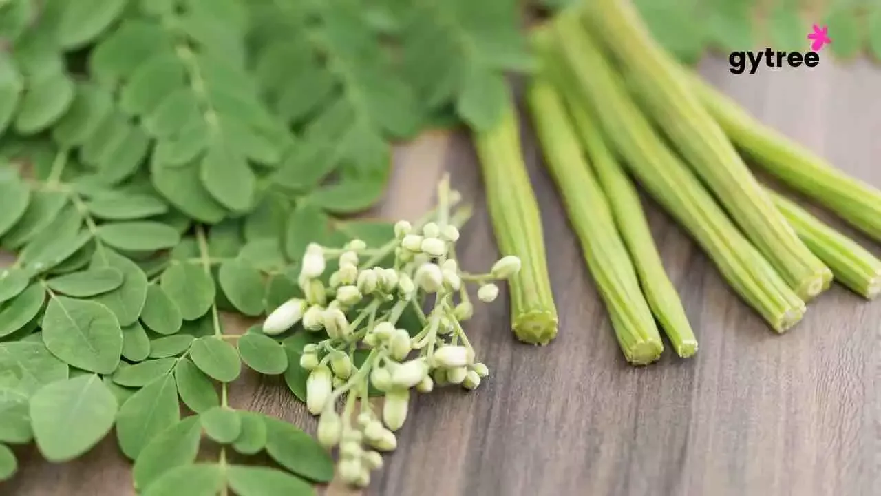 Moringa: 6 Amazing Benefits & Uses