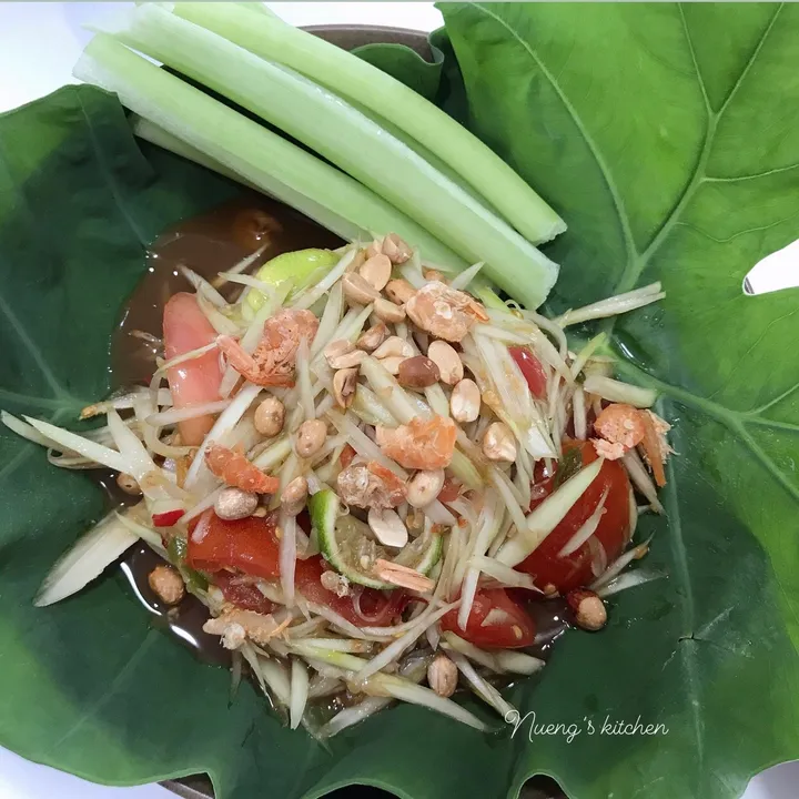 Raw Papaya Salad