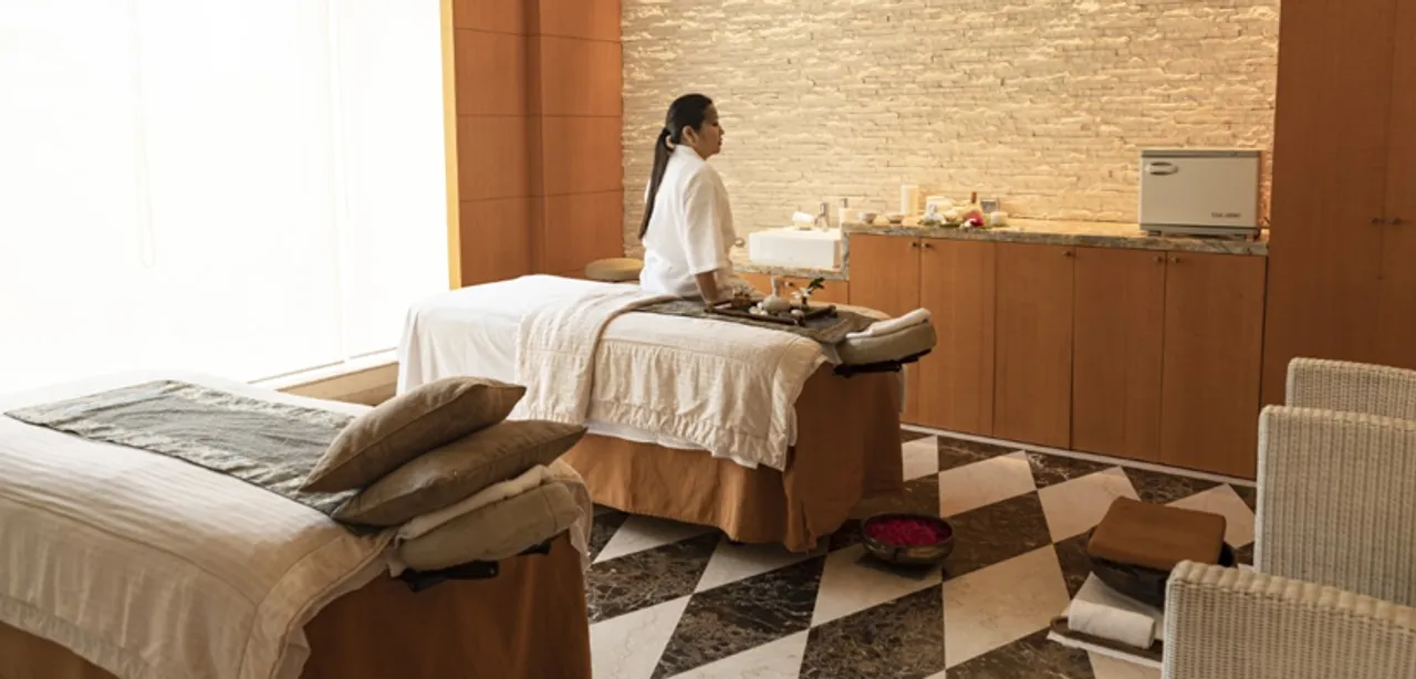 Arogya Spa at Hyatt Regency Pune brings to you the luxurious body treatment with the Wine and Honey Wrap