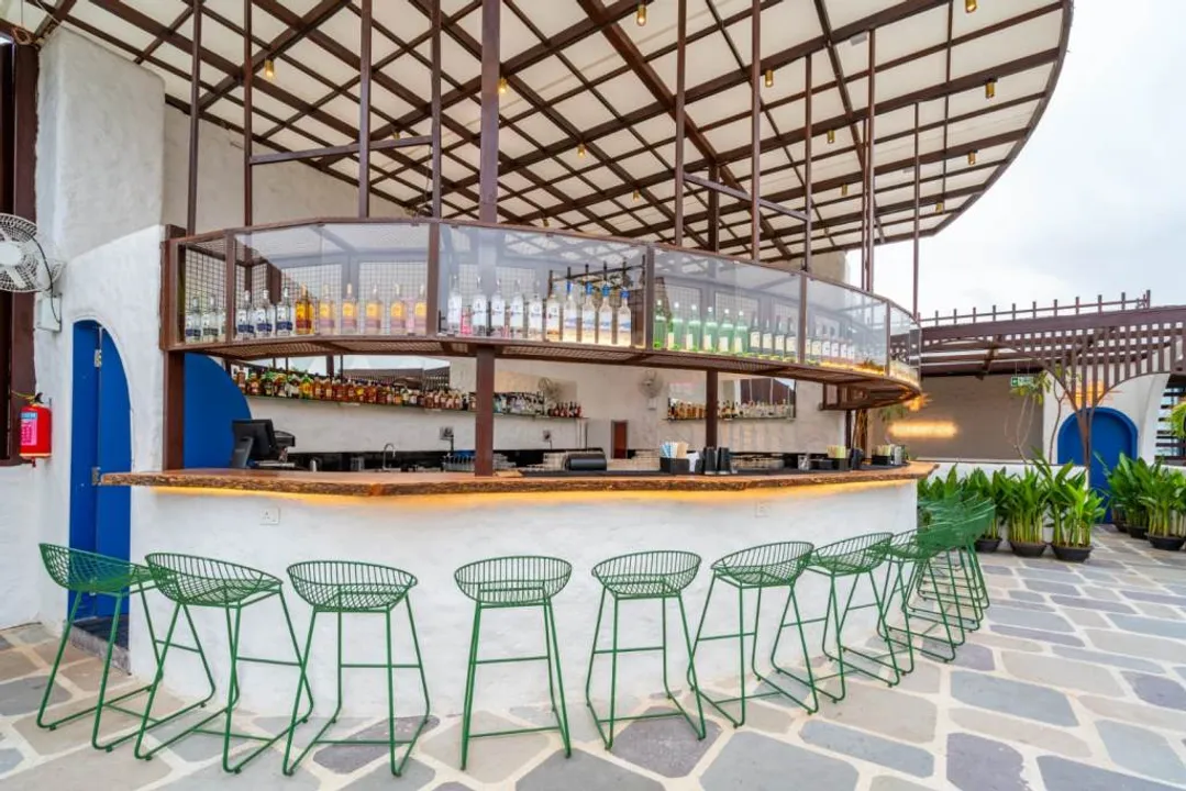 Brewsters Bar and Kitchen Garden: A New Culinary Retreat in Hyderabad's Booming Financial District