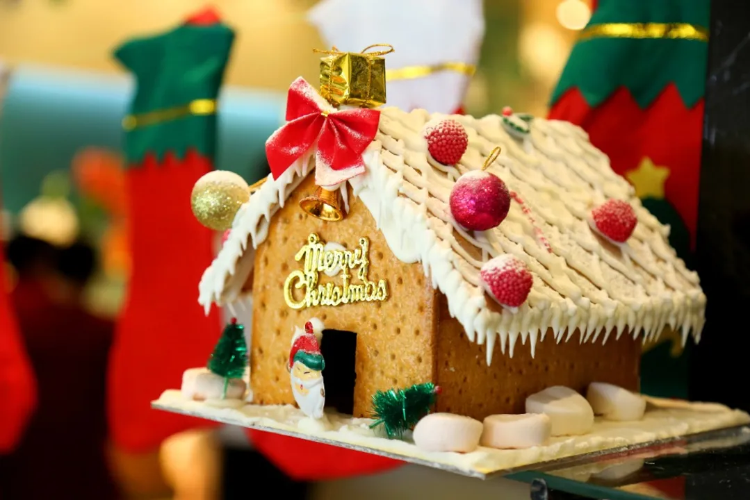 Spread the Christmas Cheer with Delightful Offerings at ITC Gardenia This Year! 