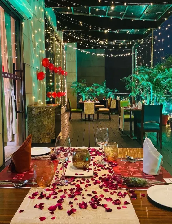 Celebrate Love Under the Stars at Crowne Plaza Okhla's Valentine's Dinner by the  Poolside! 