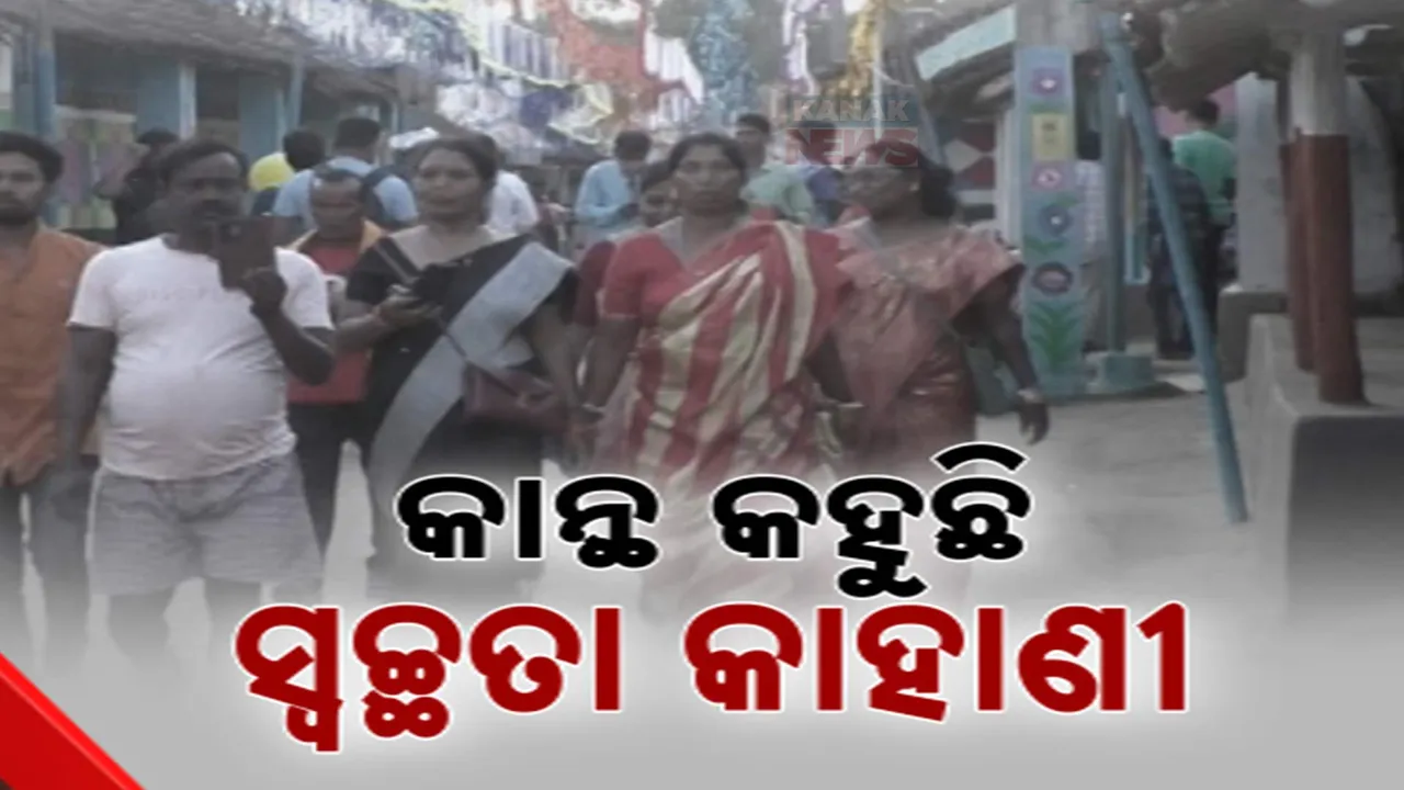  ଗାଁର ପରିଚୟ ଦେଉଛି ଘର କାନ୍ଥ ।  ଚିତ୍ର କହୁଛି ଆଦିବାସୀ ପରମ୍ପରାର କଥା