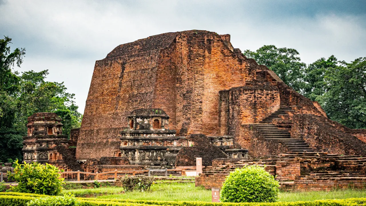  Archaeological Site of Nalanda Mahavihara 