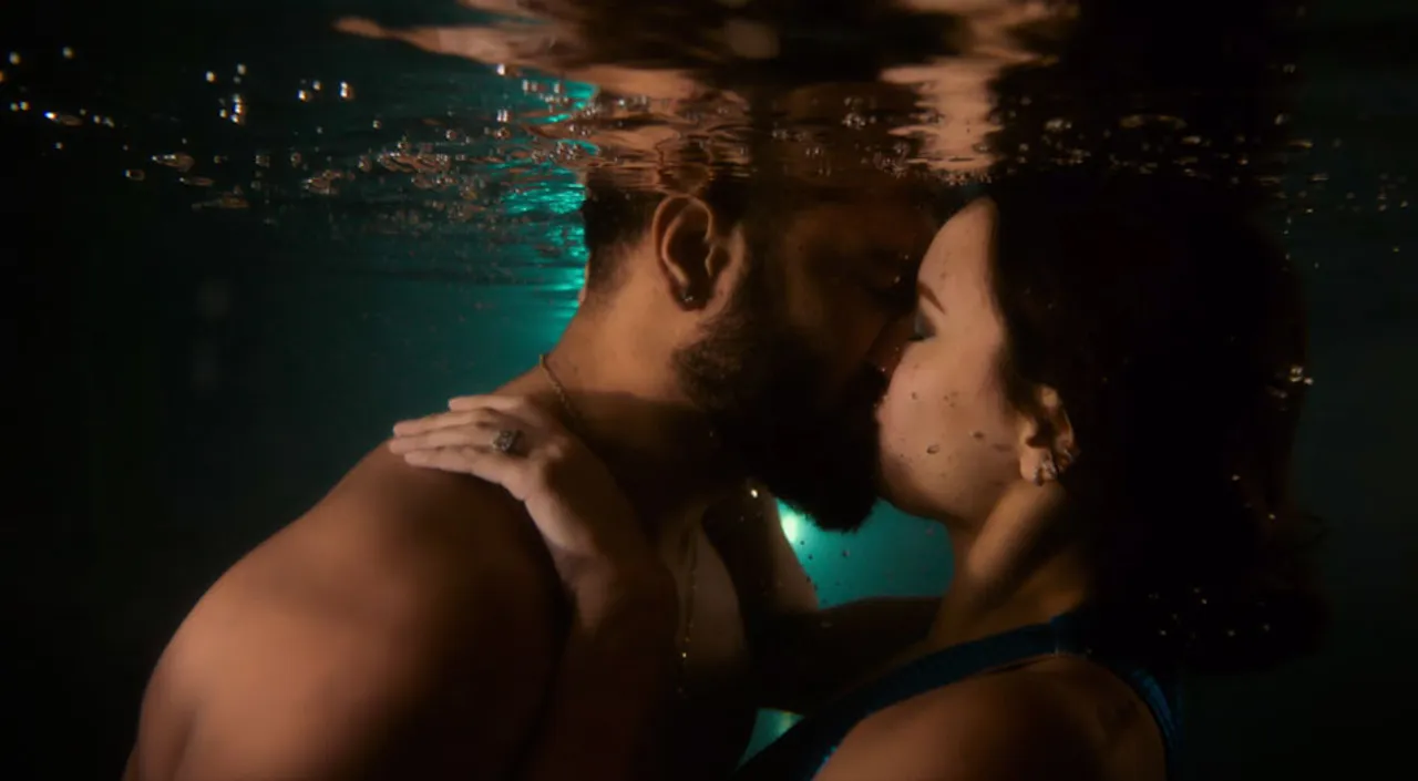 Jaanam Song Out: Hottest Pair Vicky Kaushal and Triptii Dimri Sizzle In The Sexiest Song Of The Year