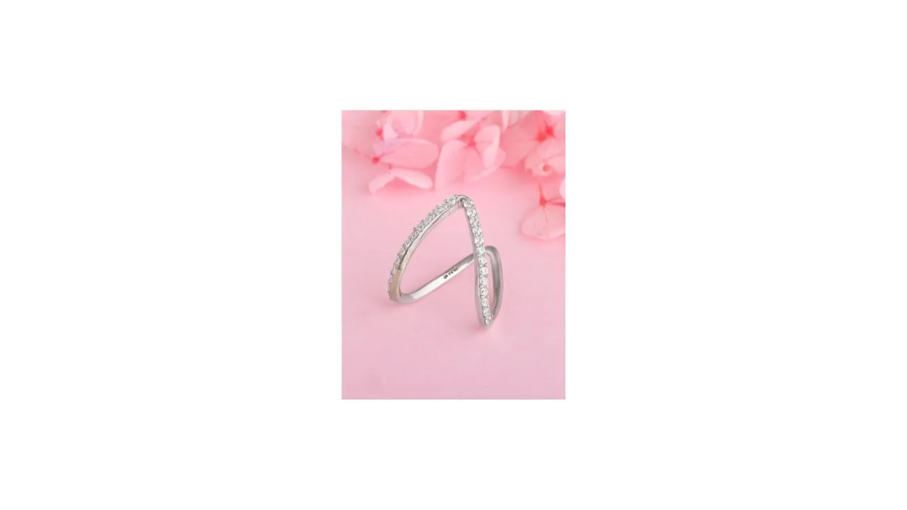 GIVA 925 Silver Beautiful Vanki Ring