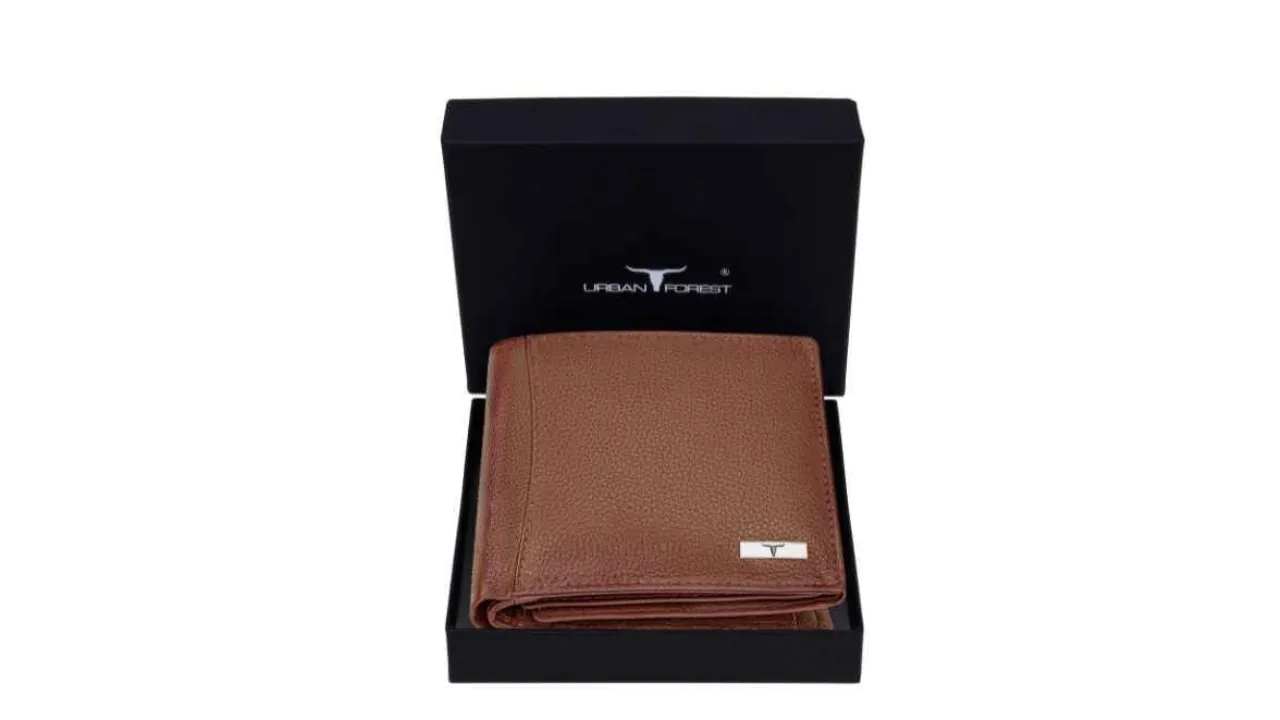 Urban Forest Oliver Redwood Light Brown Leather Wallet for Men