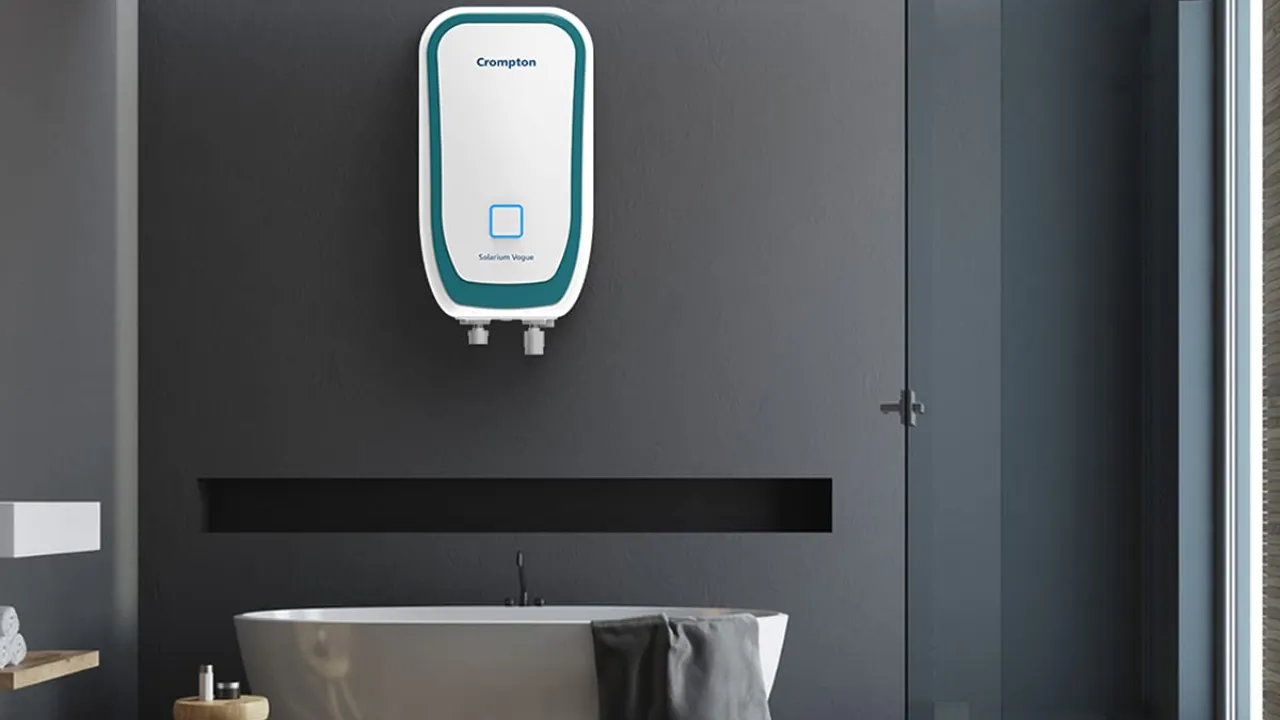 Crompton Solarium Vogue 3 Litre, 3kW Instant Water Heater