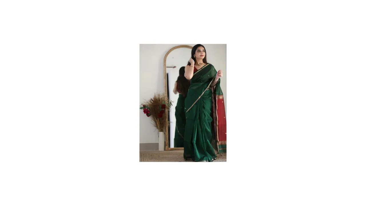 KALINI Ethnic Motifs Woven Design Zari Banarasi Saree