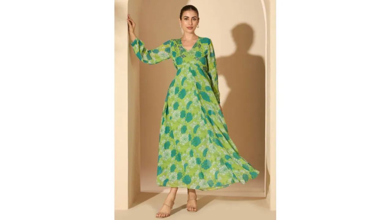 Antheaa Women Floral Printed Chiffon Maxi Dress