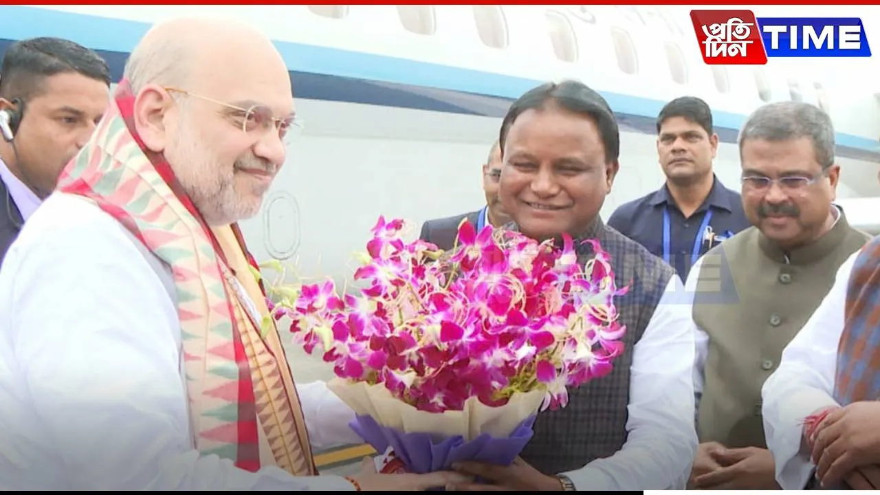 Amit Shah Arrives to Attend DGP/IGP Conference in Bhubaneswar