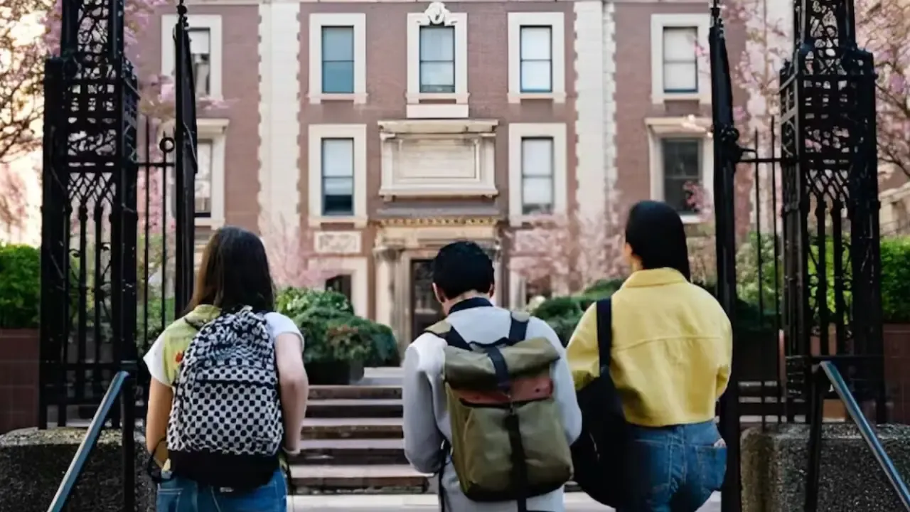 20,000 Indian Students No-Shows At Canadian Colleges Last Year