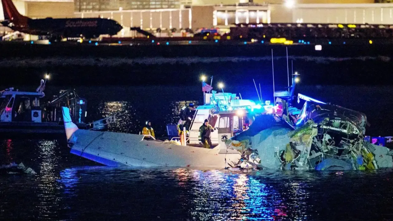 No Survivors In Washington Midair Plane Collision, Officials Confirm