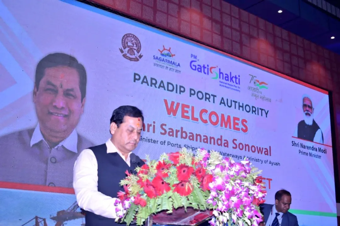 Union Minister Sarbananda Sonowal Reviews Projects of Paradip Port 