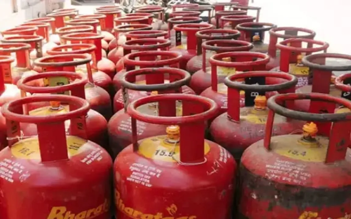 Centre to Slash Cooking Gas Cylinder Prices By Rs 200 From August 30