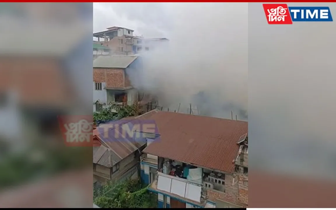 3 Houses Torched in Manipur’s Imphal, Weapons Snatched from Security Personnel