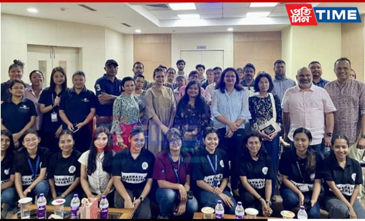 "Fact-Checking Mel" Sheds Light on Crucial Role of Accuracy in Journalism at Guwahati Event