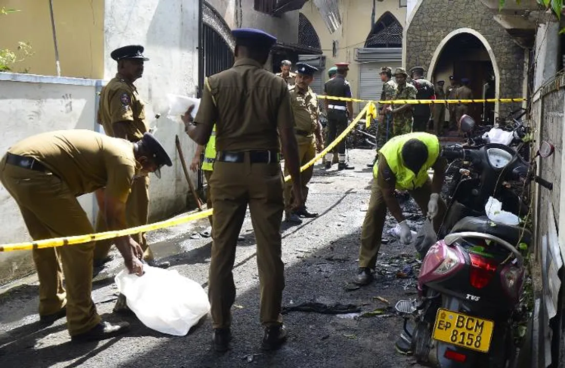 Sri Lanka: 15 dead as security forces corner extremists’ hideout