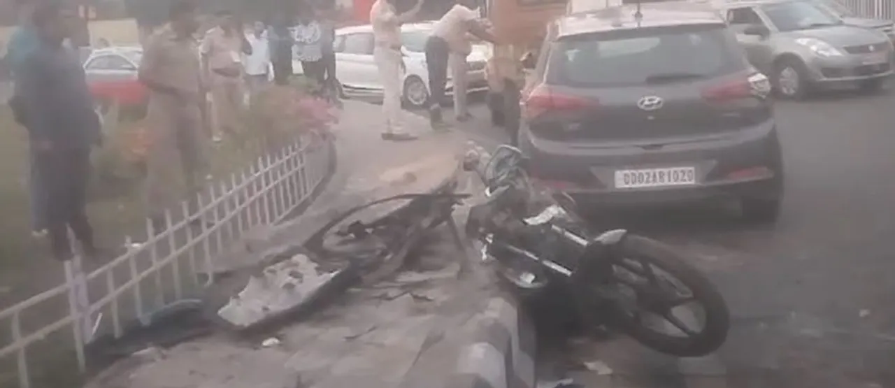  Odisha: Elderly dies after speeding car hits motorcycle in front Raj Bhavan