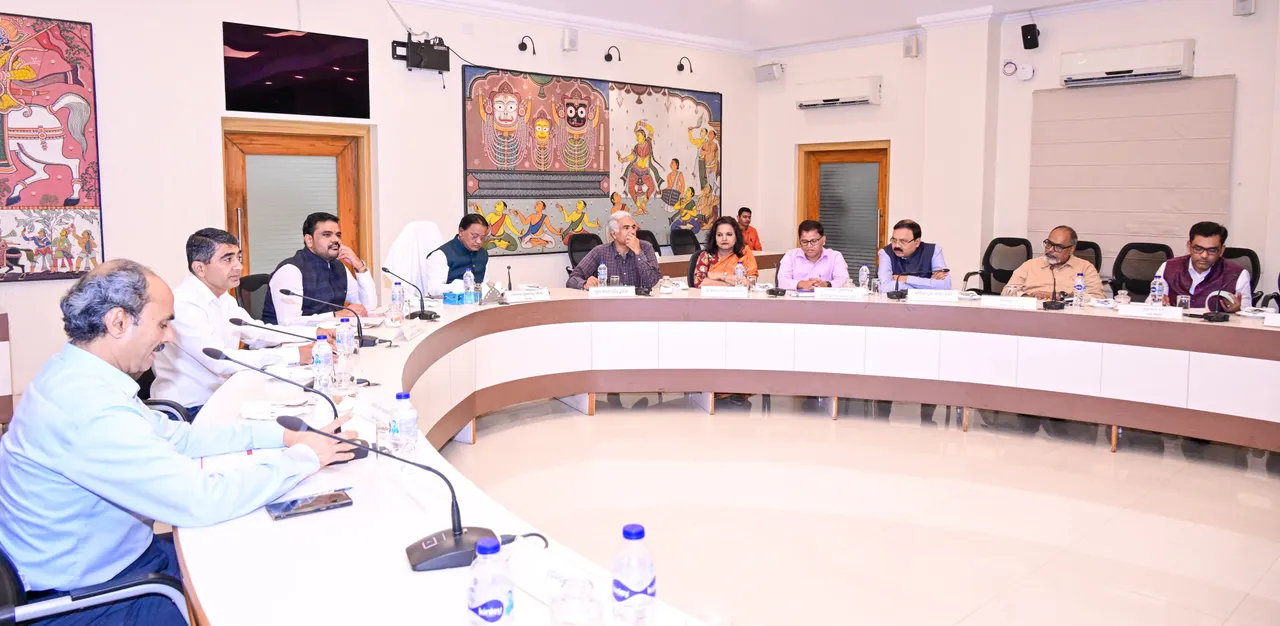  Ahead of Utkarsh Odisha-2025, 8 mega industrial projects worth Rs 32,736 crore get govt approval