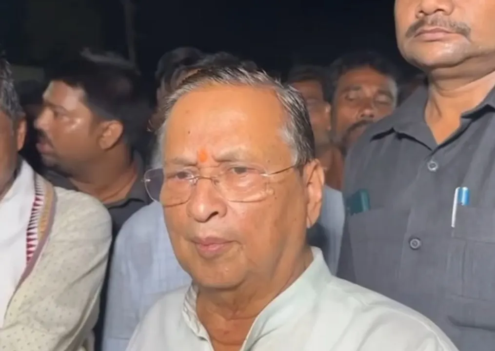  Bhubaneswar city full of professional thieves: Niranjan Patnaik after robbery at residence
