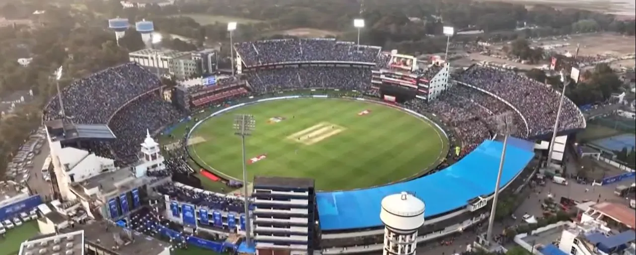  IndvsEng 2nd ODI at Barabati: England set target of 305