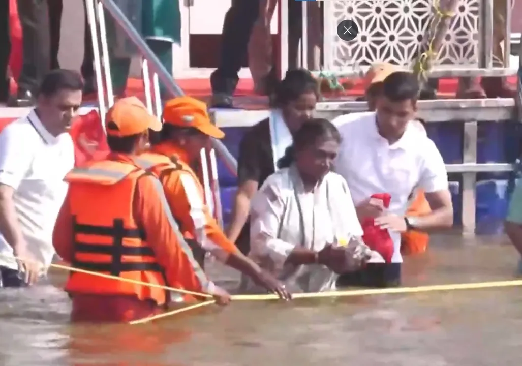  Maha Kumbh: President Droupadi Murmu takes holy dip at Triveni Sangam