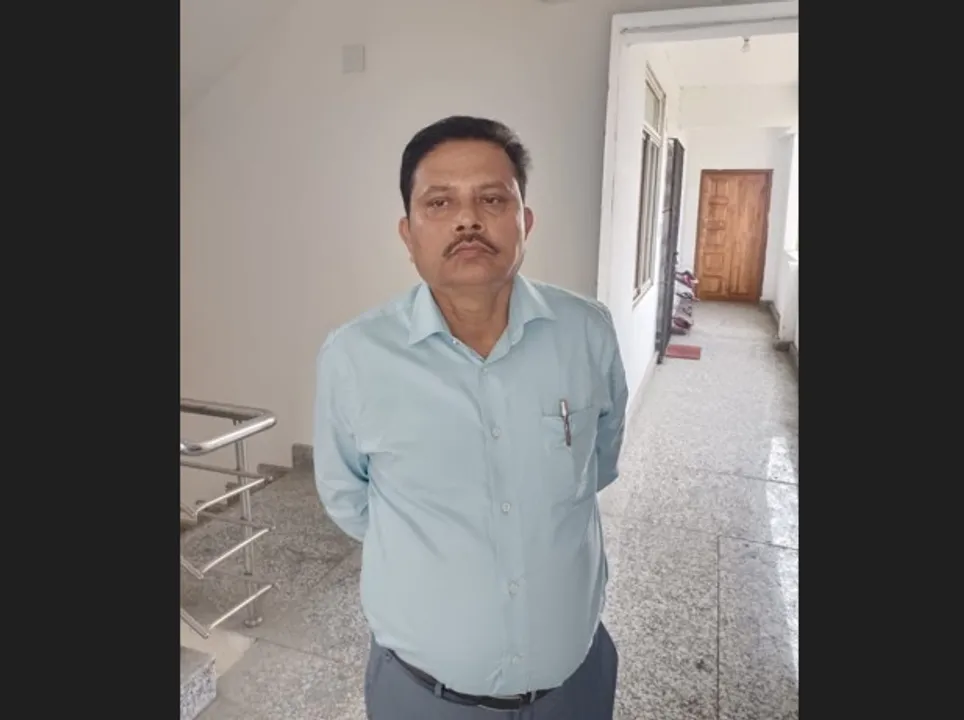  Odisha Vigilance arrests OAS Officer Bidyadhar Pati in DA case