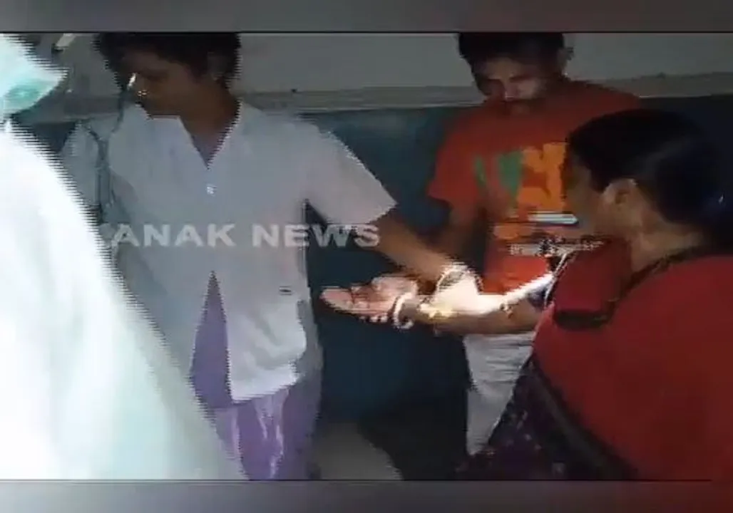  Chemotherapy conducted in darkness at Odisha's VIMSAR due to power outage