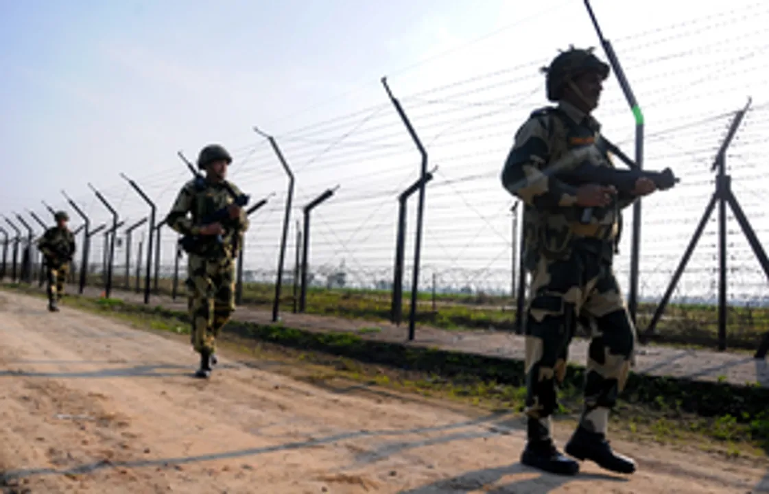 Pakistan Army suffers casualties after ceasefire violation in J&K