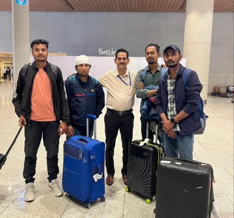  Four Odisha workers return home safely from Oman