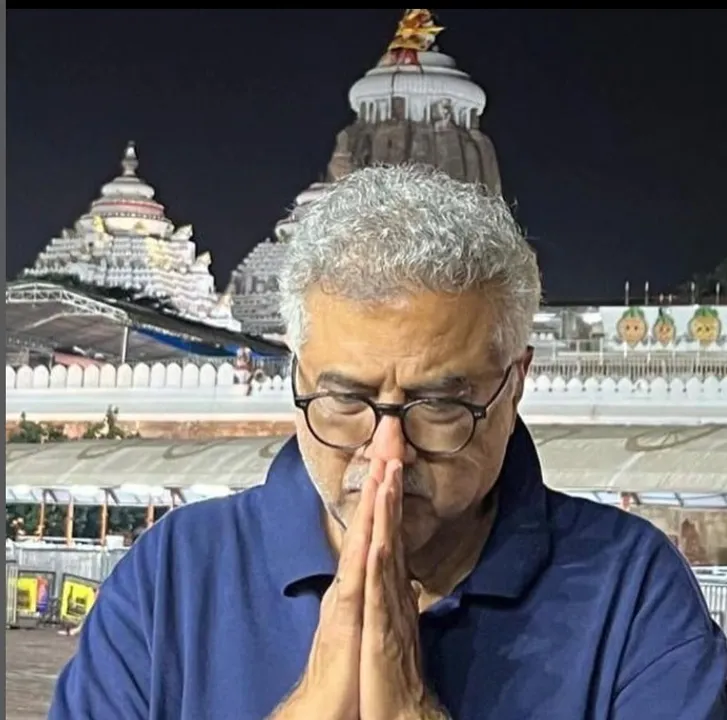  Boney Kapoor chronicles his divine pilgrimage from Puri Jagannath Temple to Maha Kumbh
