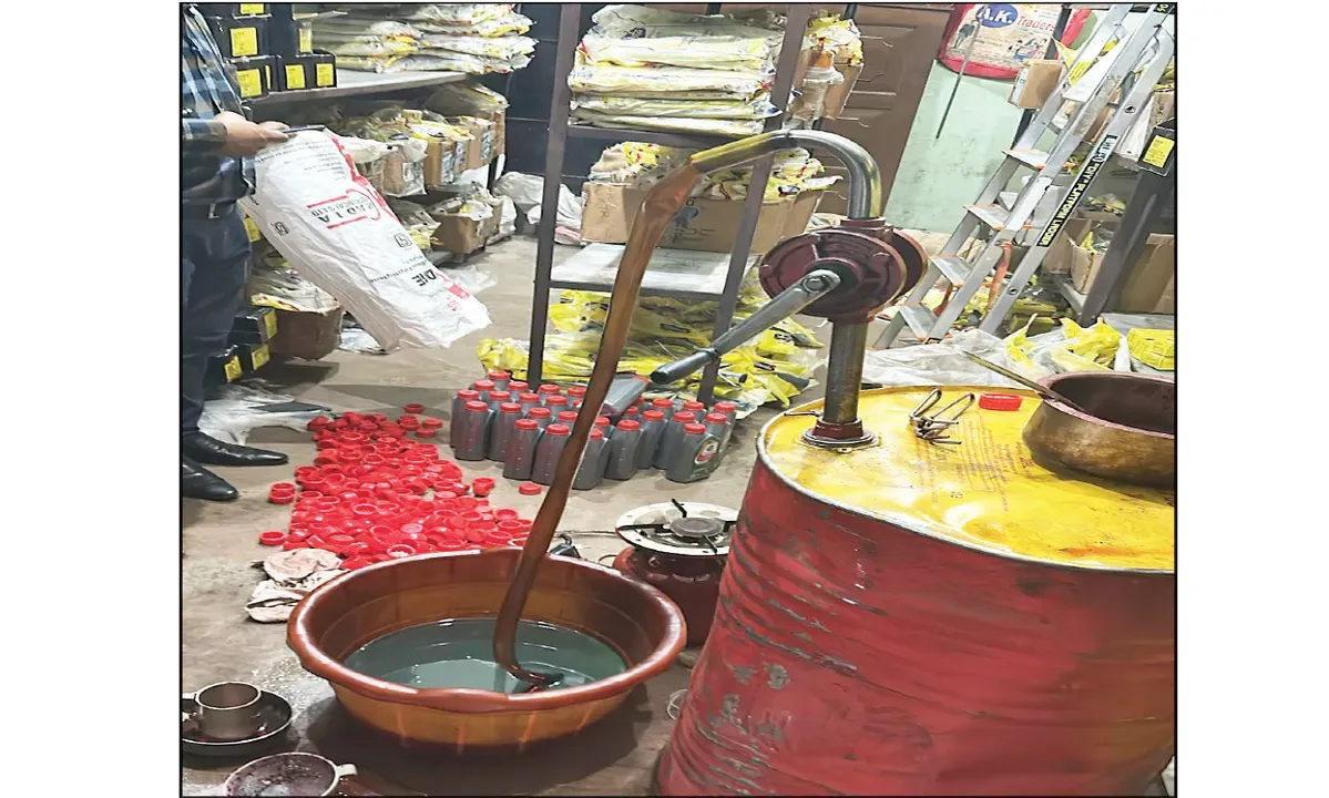 Beware vehicle users in Bhubaneswar as police bust fake engine oil factory in city