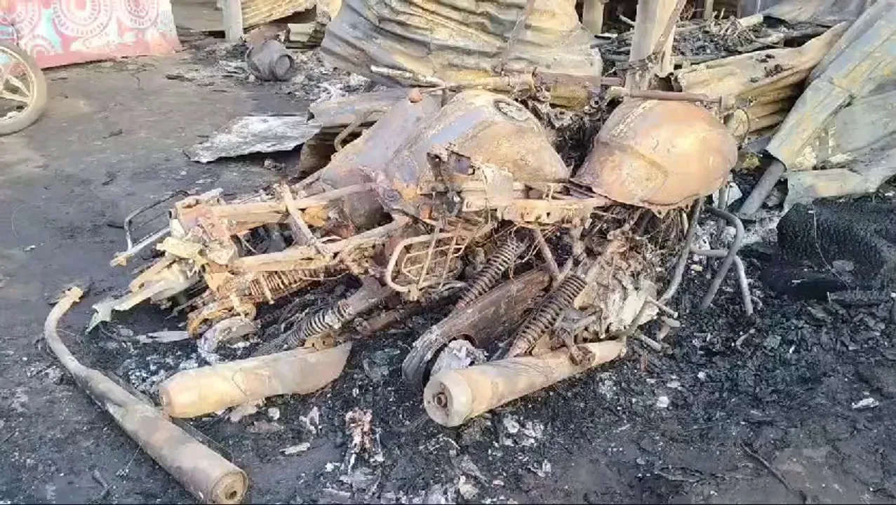  Properties worth lakhs gutted as major fire breaks out at garage in Odisha's Paradip