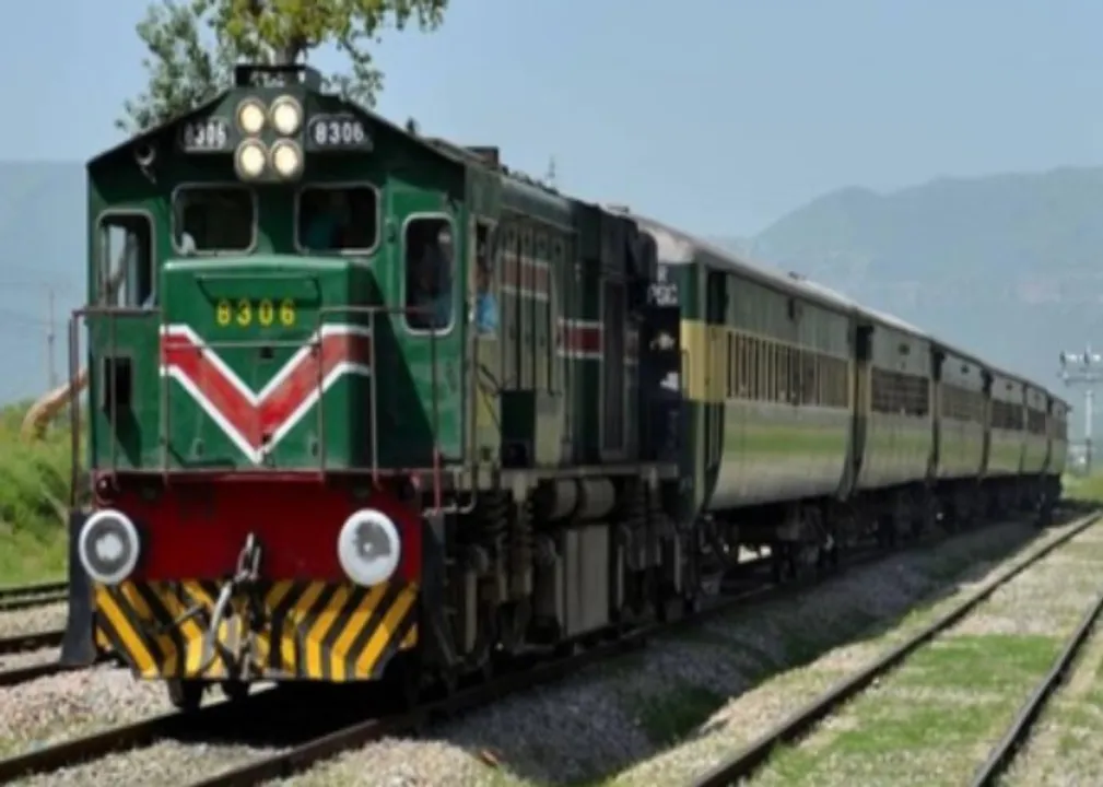  6 dead, over 100 taken hostage as armed men attack train in Pakistan's Balochistan