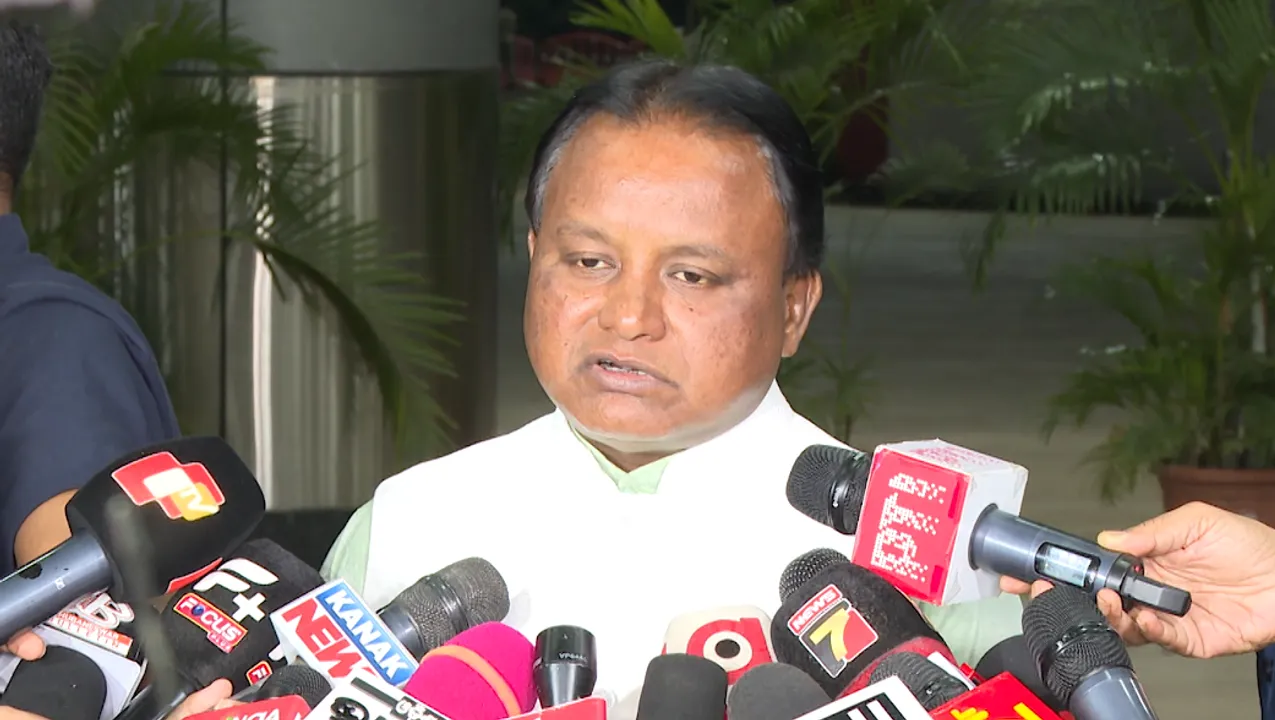  Odisha faces shortage of IAS, IPS officers