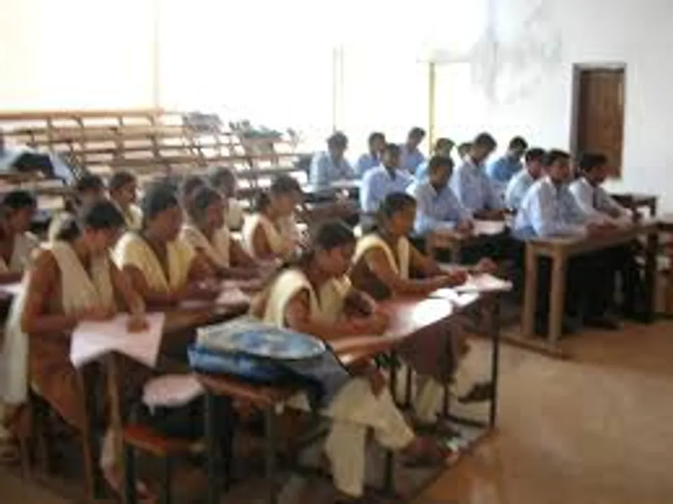  Heat wave in Odisha: Varsities, Colleges asked to conduct morning classes